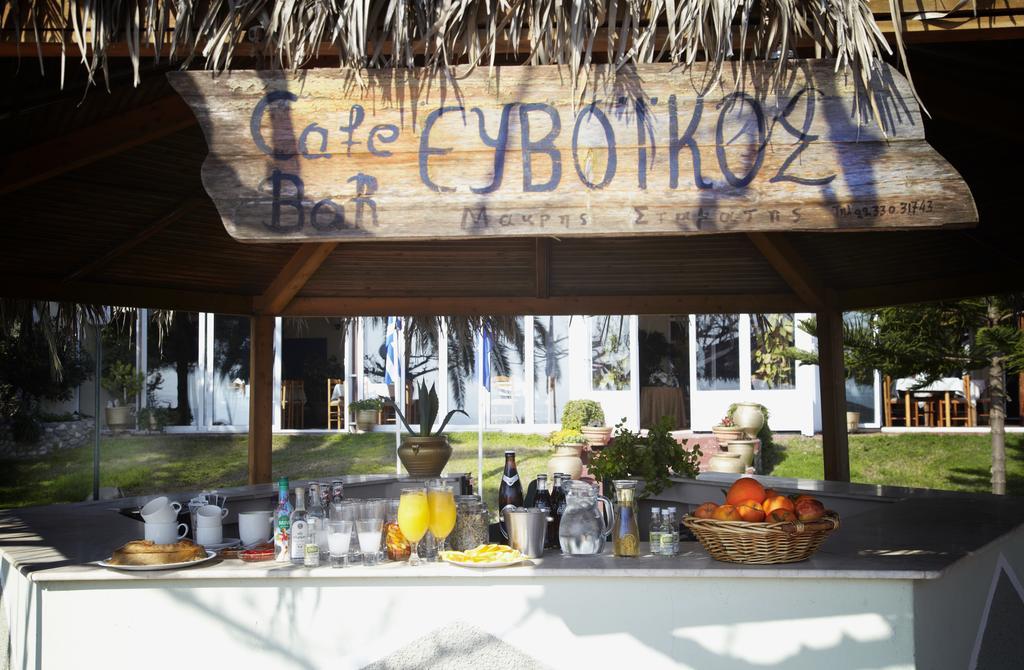 Evoikos Beach & Resort Livanátai エクステリア 写真