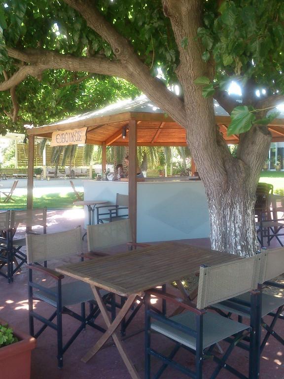 Evoikos Beach & Resort Livanátai エクステリア 写真
