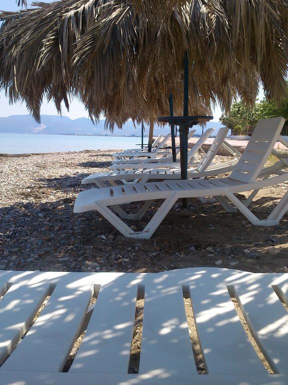 Evoikos Beach & Resort Livanátai エクステリア 写真