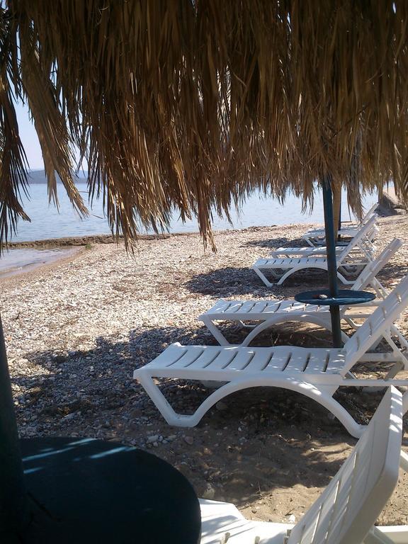 Evoikos Beach & Resort Livanátai エクステリア 写真
